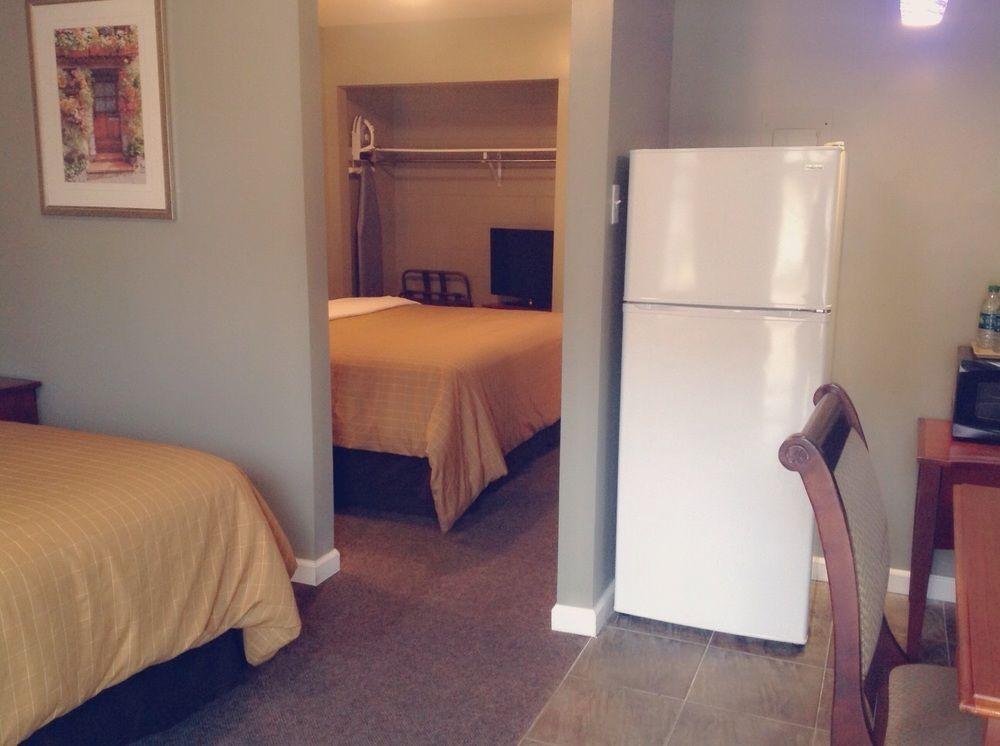 Jefferson Inn And Suites Екстер'єр фото